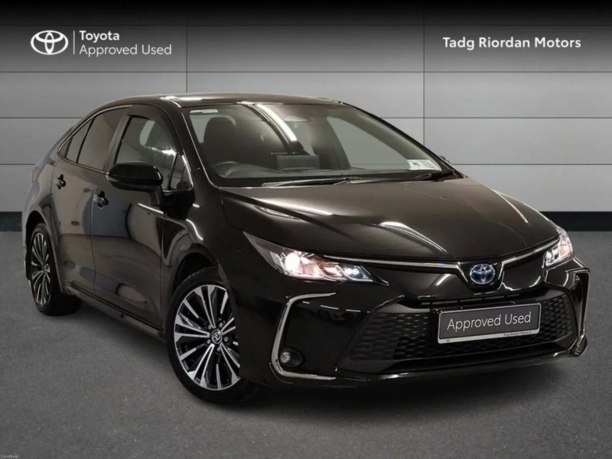 Toyota Corolla SALOON LUNA SPORT - Image 1