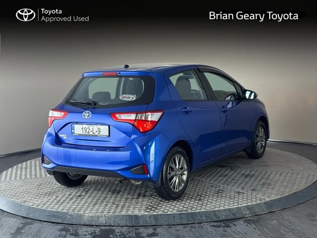 Toyota Yaris 1.0 5DR LUNA - Image 2
