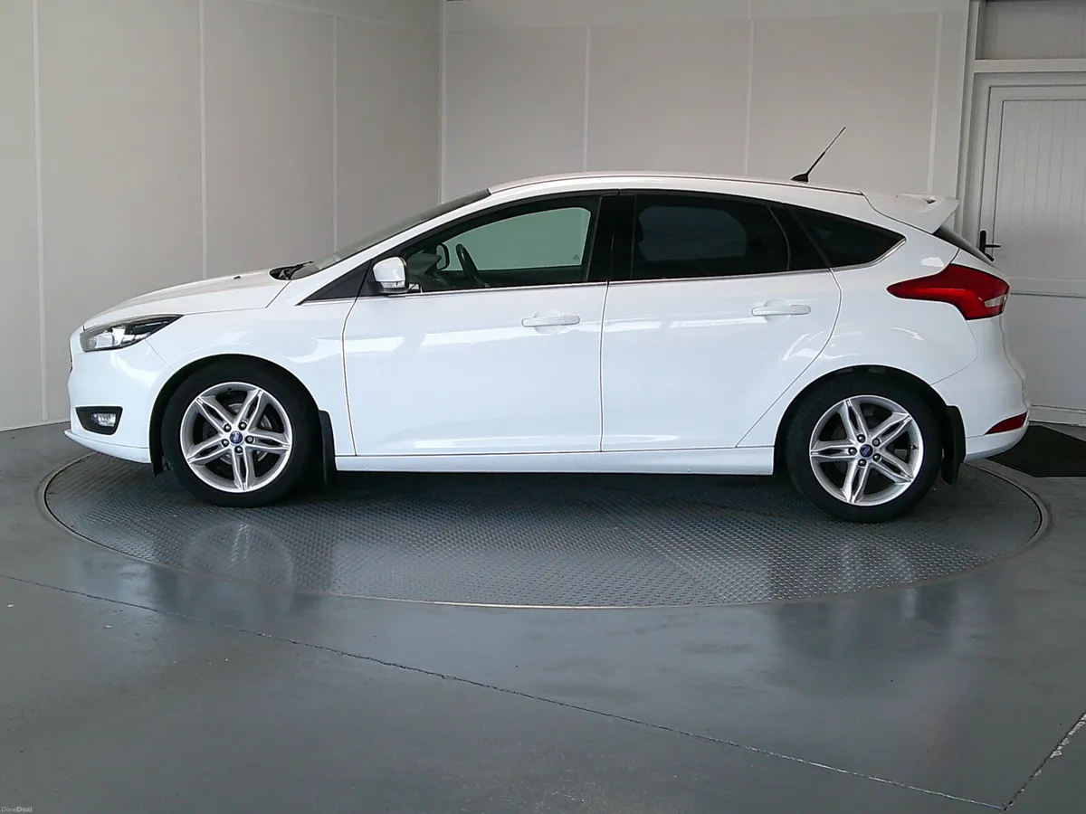 Ford Focus 2017 - Image 4