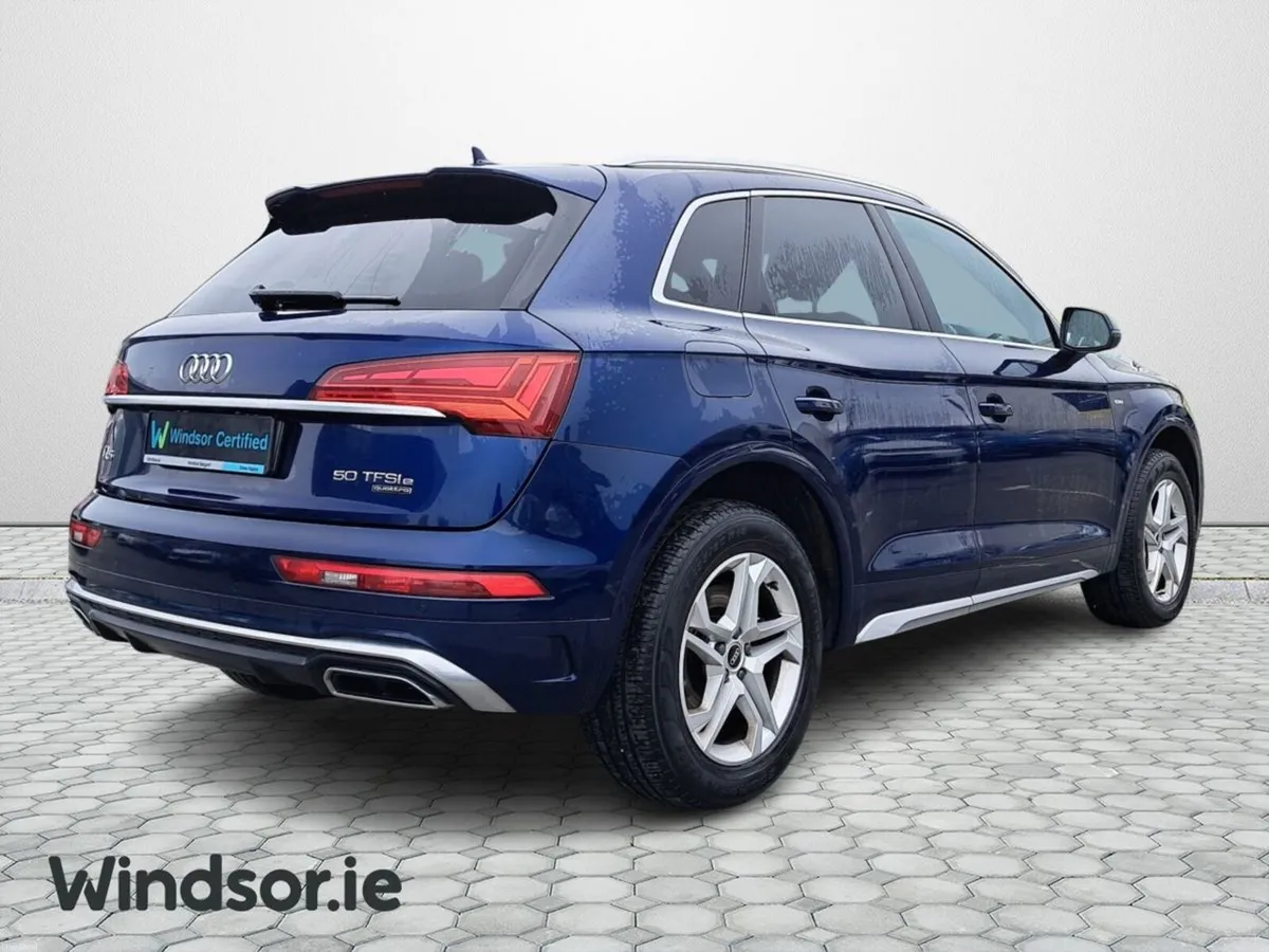Audi Q5 50 TFSI e 299HP S tronic quattro S Line - Image 2