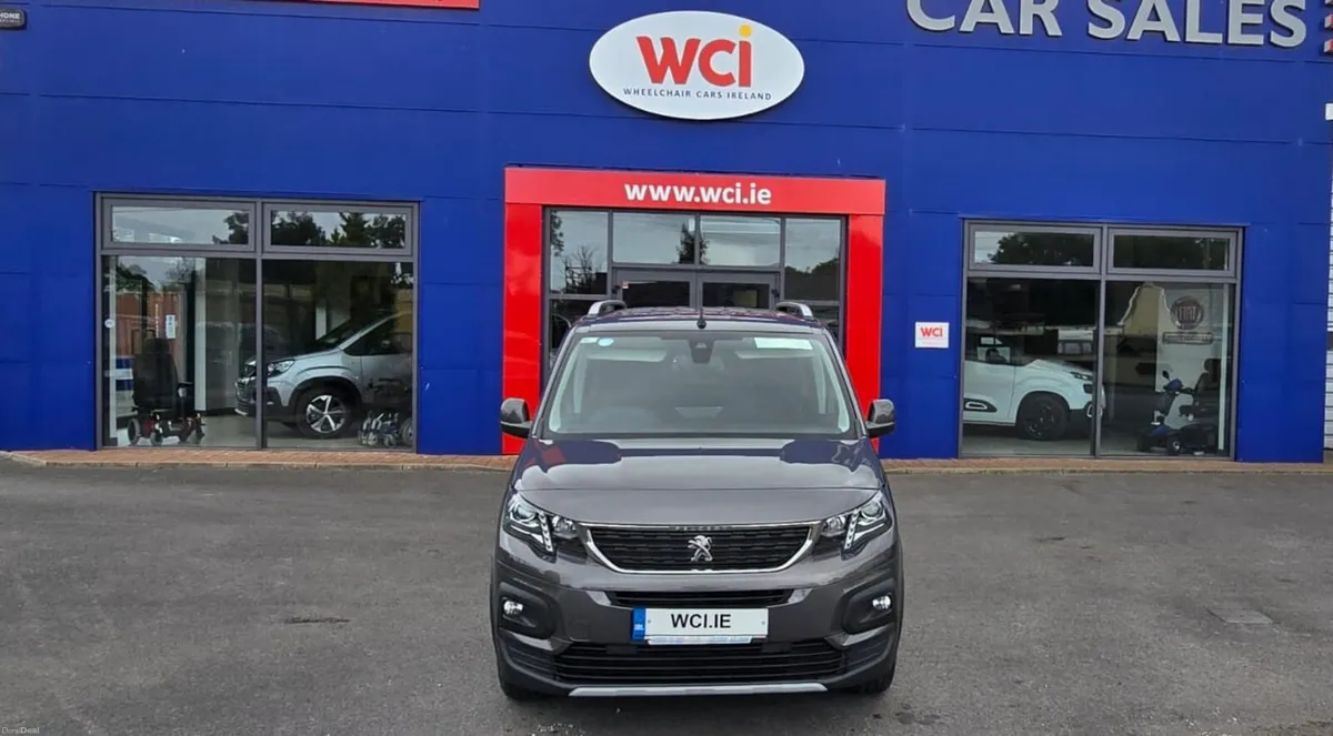 Wheelchair Accessible 2022 Peugeot Rifter - Image 3