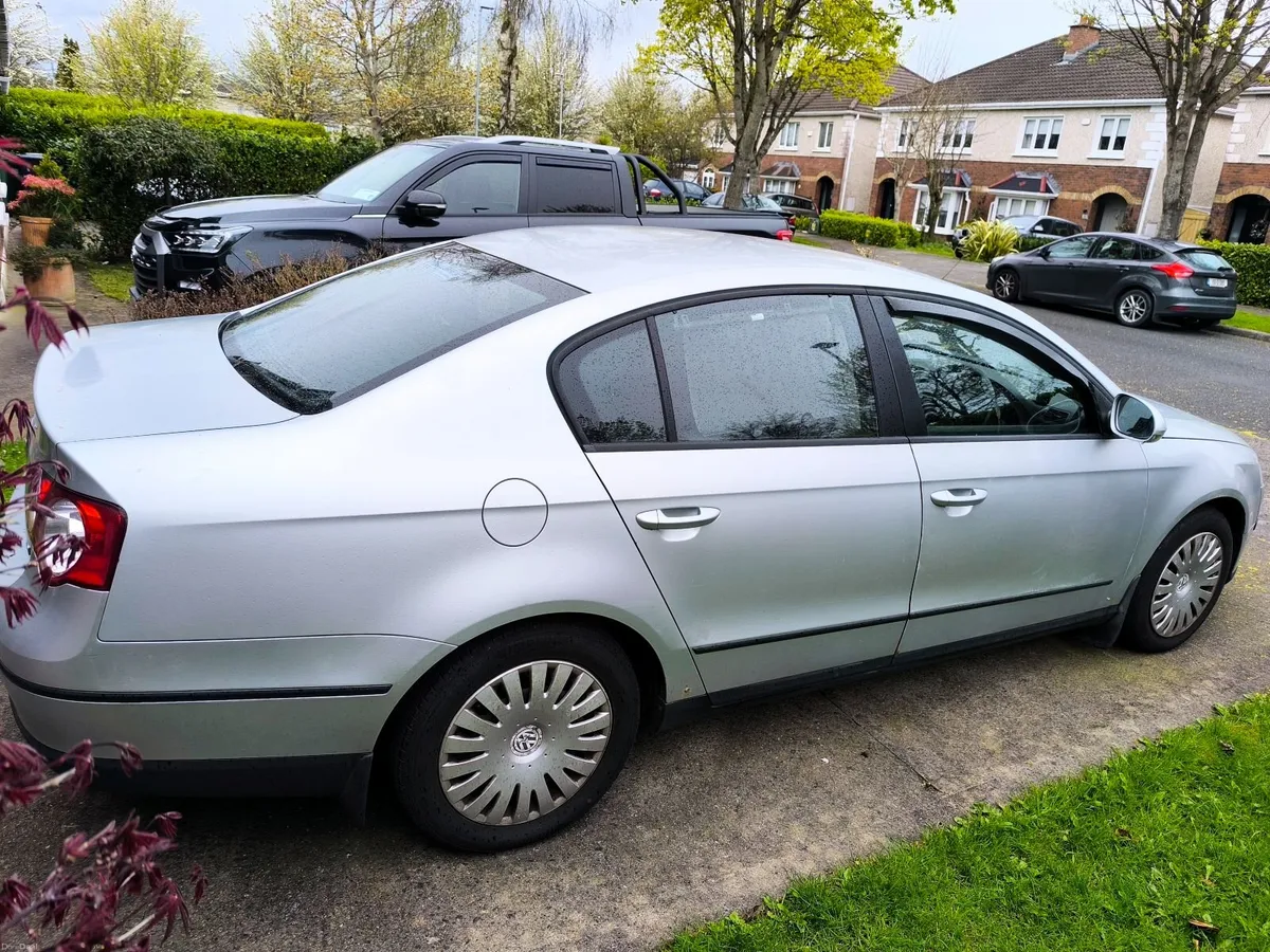 Volkswagen Passat 2007 - Image 3