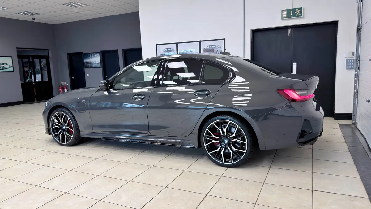 BMW 330E MSPORT PRO - Image 4