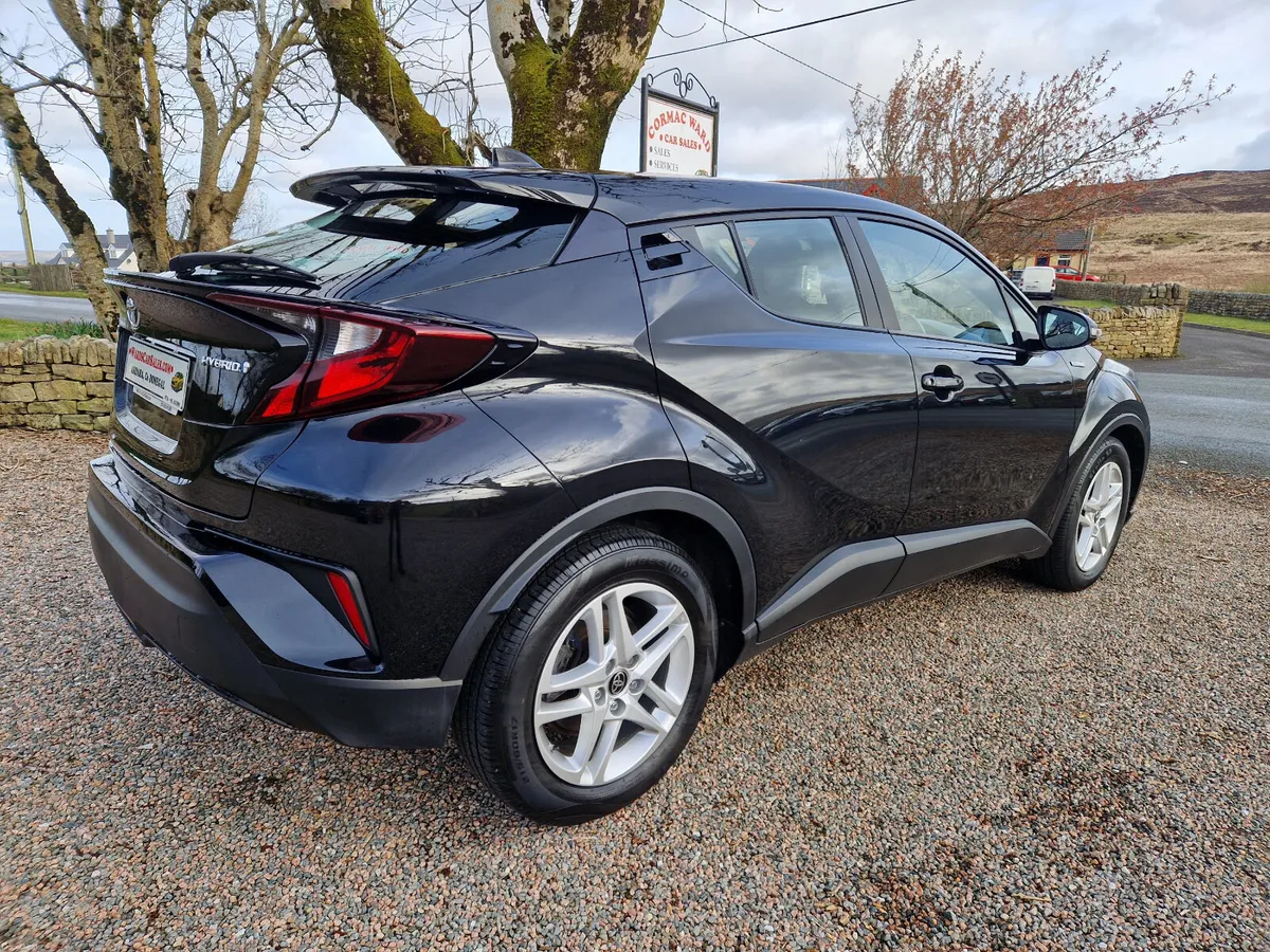 Toyota C-HR 2021 - Image 3