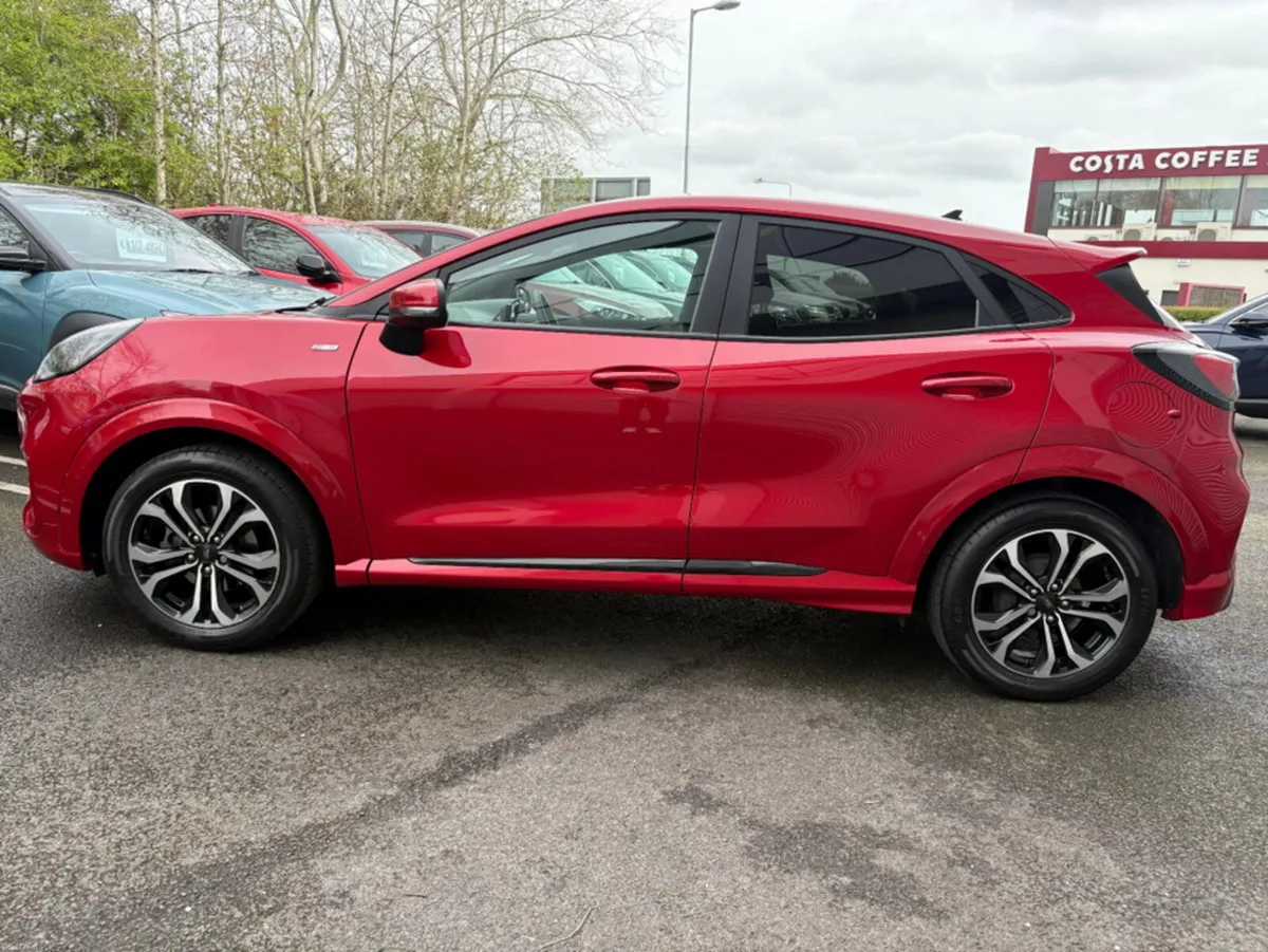 Ford Puma 1.0 PETROL HYBRID ST-LINE - Image 4