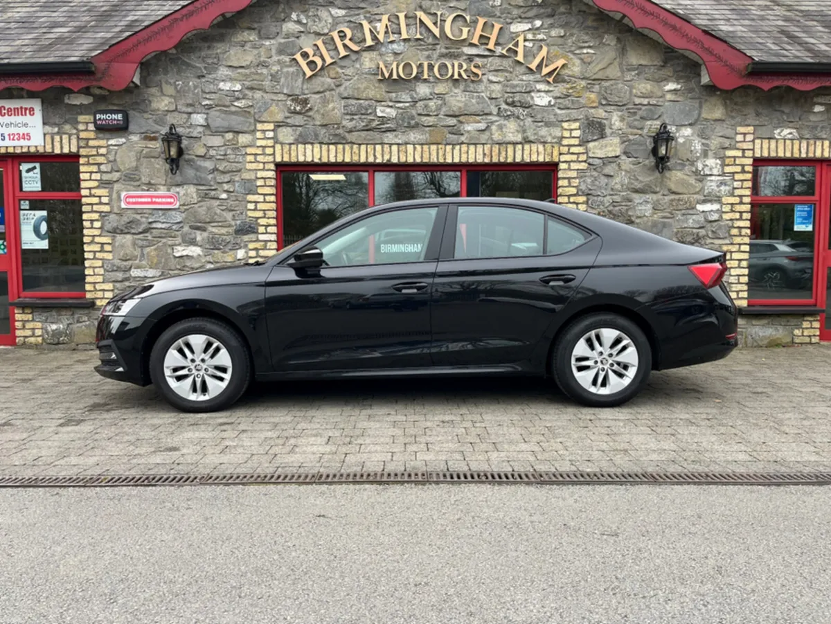 Skoda Octavia 1.0 SE TSI AUTOMATIC  HYBRID - Image 4