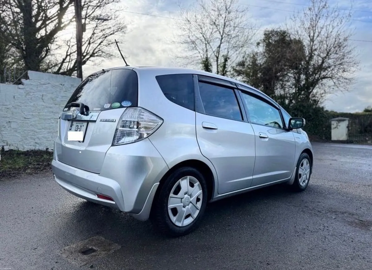 HONDA FIT 2013 AUTOMATIC - NCT 01/27 TAX03/27! - Image 3