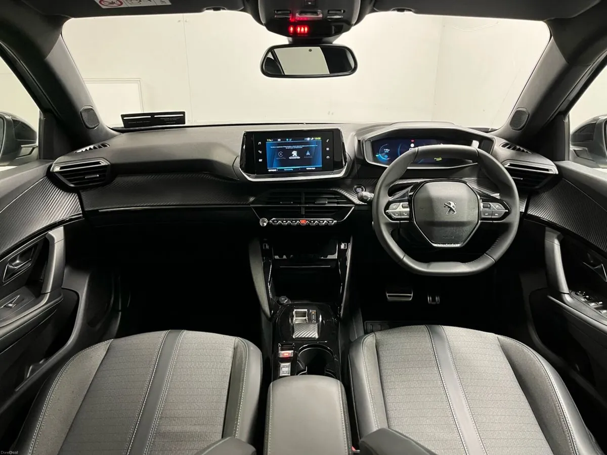 Peugeot 2008 Allure Premium + EV 50kWh 136BHP - Re - Image 4