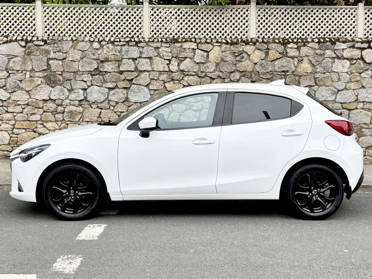 Mazda Mazda2 2019!!!1.5l EXECUTIVE!!ONLY 40K MILES - Image 3
