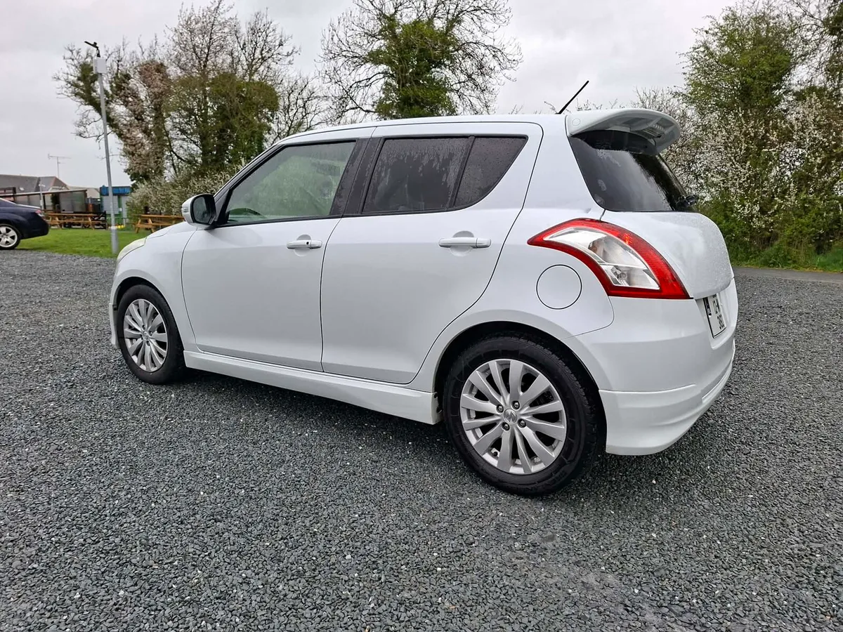 Suzuki Swift 2012 Automatic (1.2 Petrol - Image 4