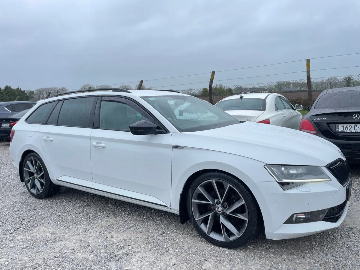 Skoda Superb Sportline - Image 4