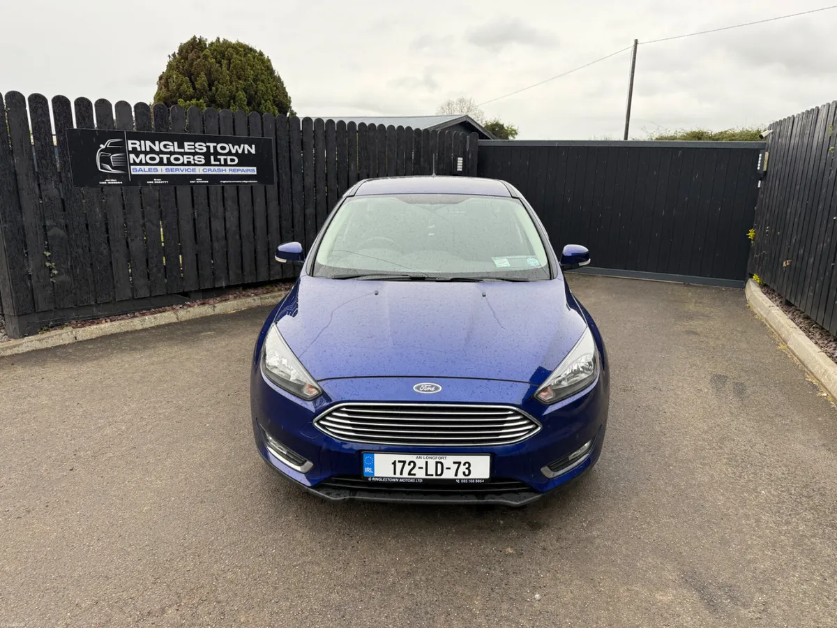 Ford Focus 2017 - Image 2