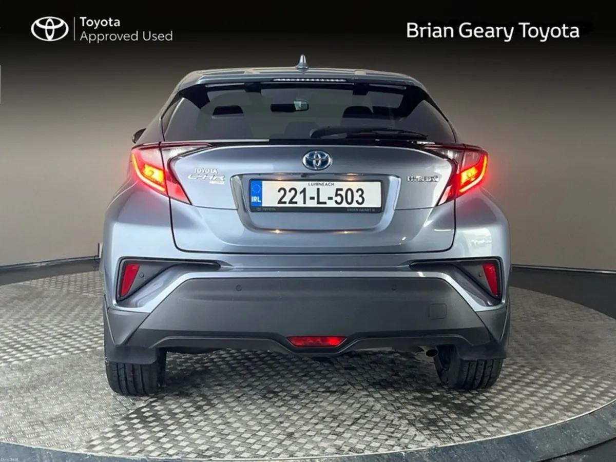 Toyota C-HR HYBRID SPORT - Image 4