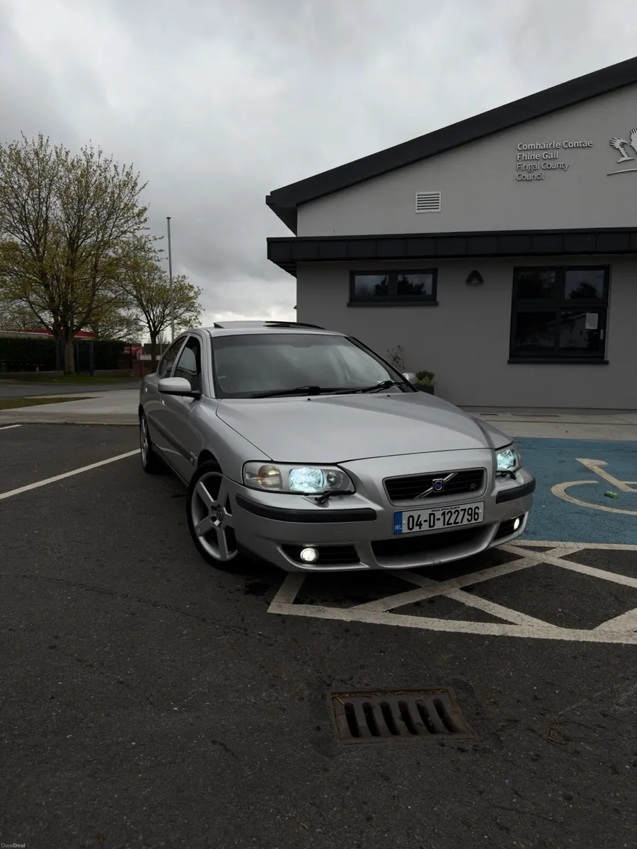 Volvo S60R Manual AWD 300bhp - Image 1