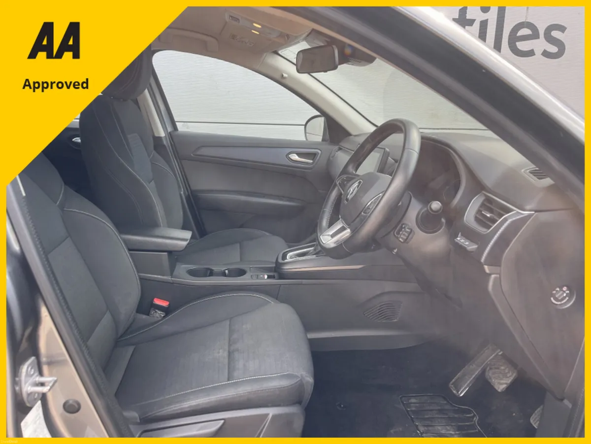 Renault Arkana ICONIC E-TECH HEV FREE DELIVERY - Image 2