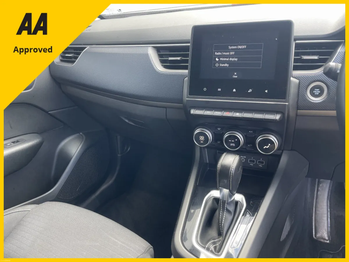 Renault Arkana ICONIC E-TECH HEV FREE DELIVERY - Image 3