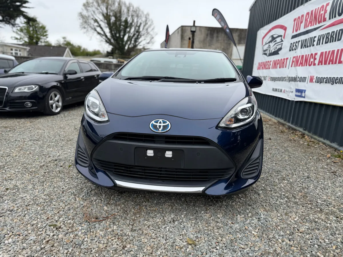 Toyota aqua 2019 - Image 2