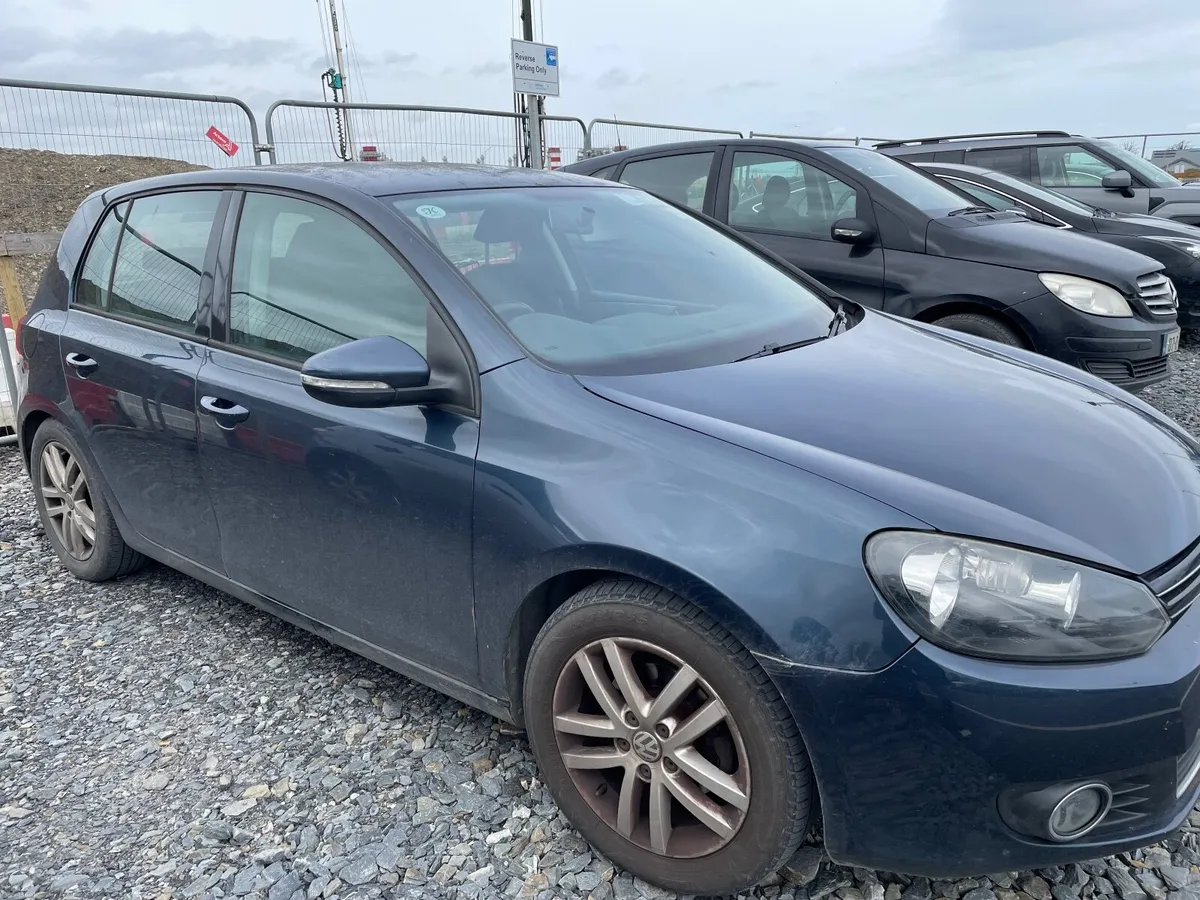 Volkswagen Golf 2009 - Image 2