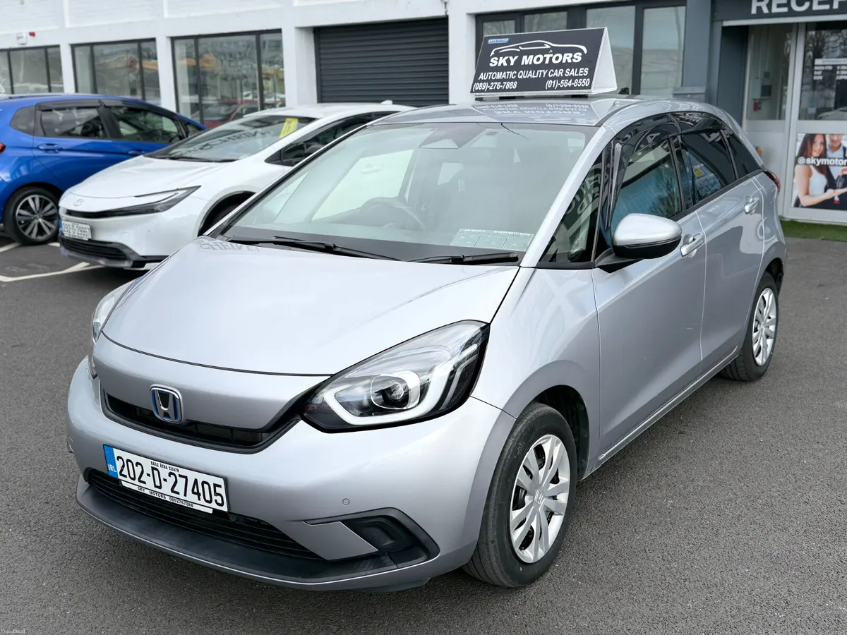 2020 Honda Fit 1.5 Hybrid  Automatic - Image 3