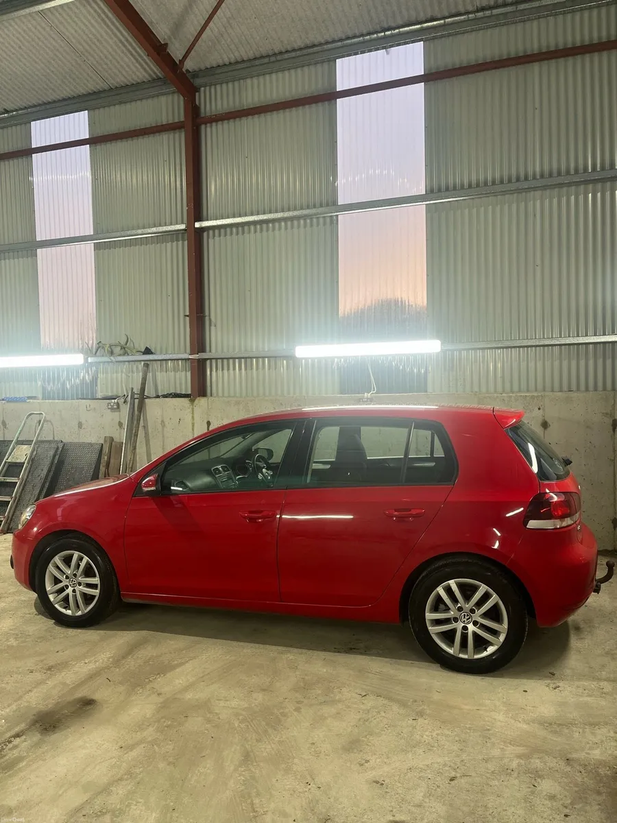 Volkswagen Golf - Image 4