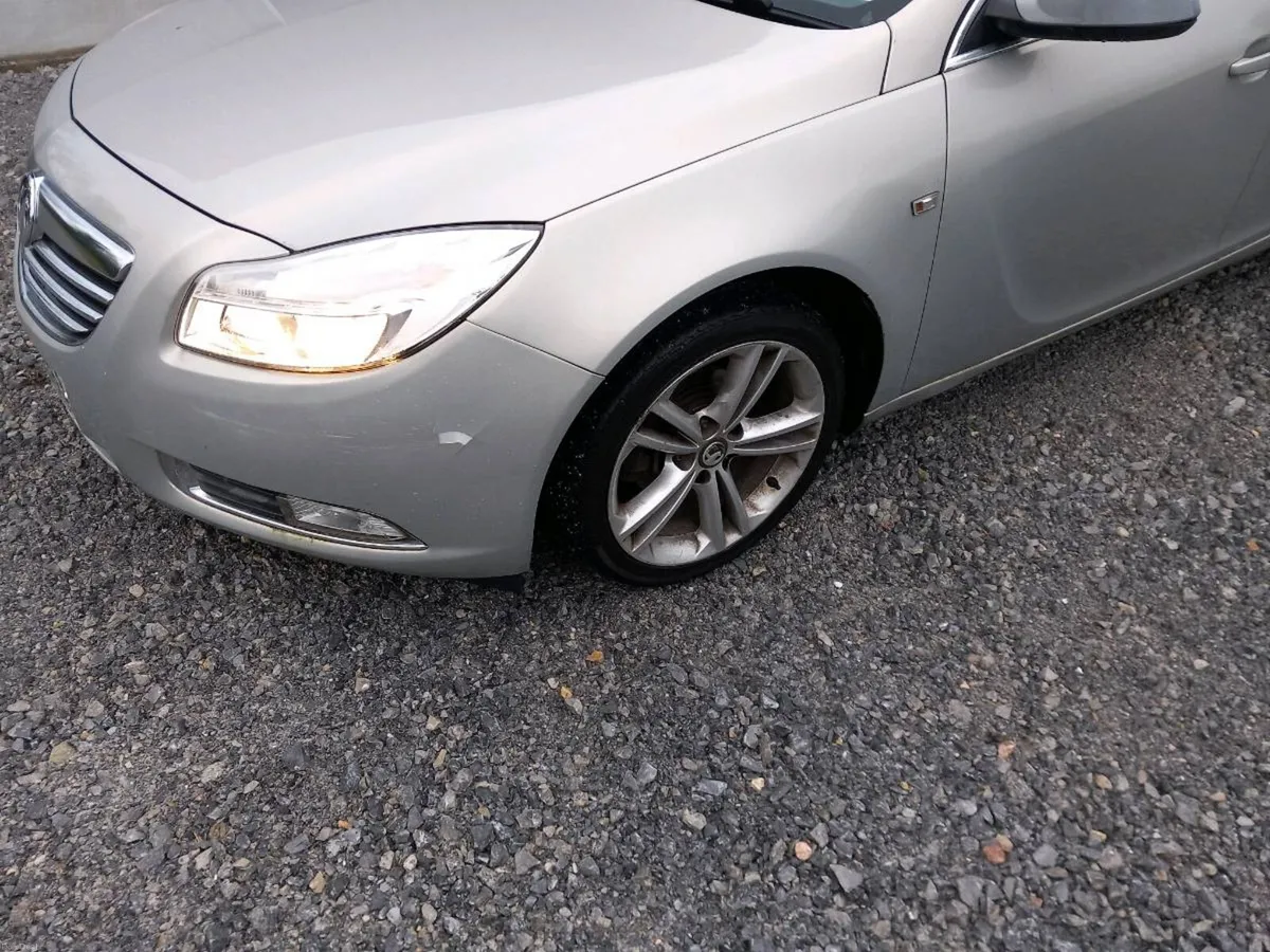 Vauxhall Insignia - Image 4