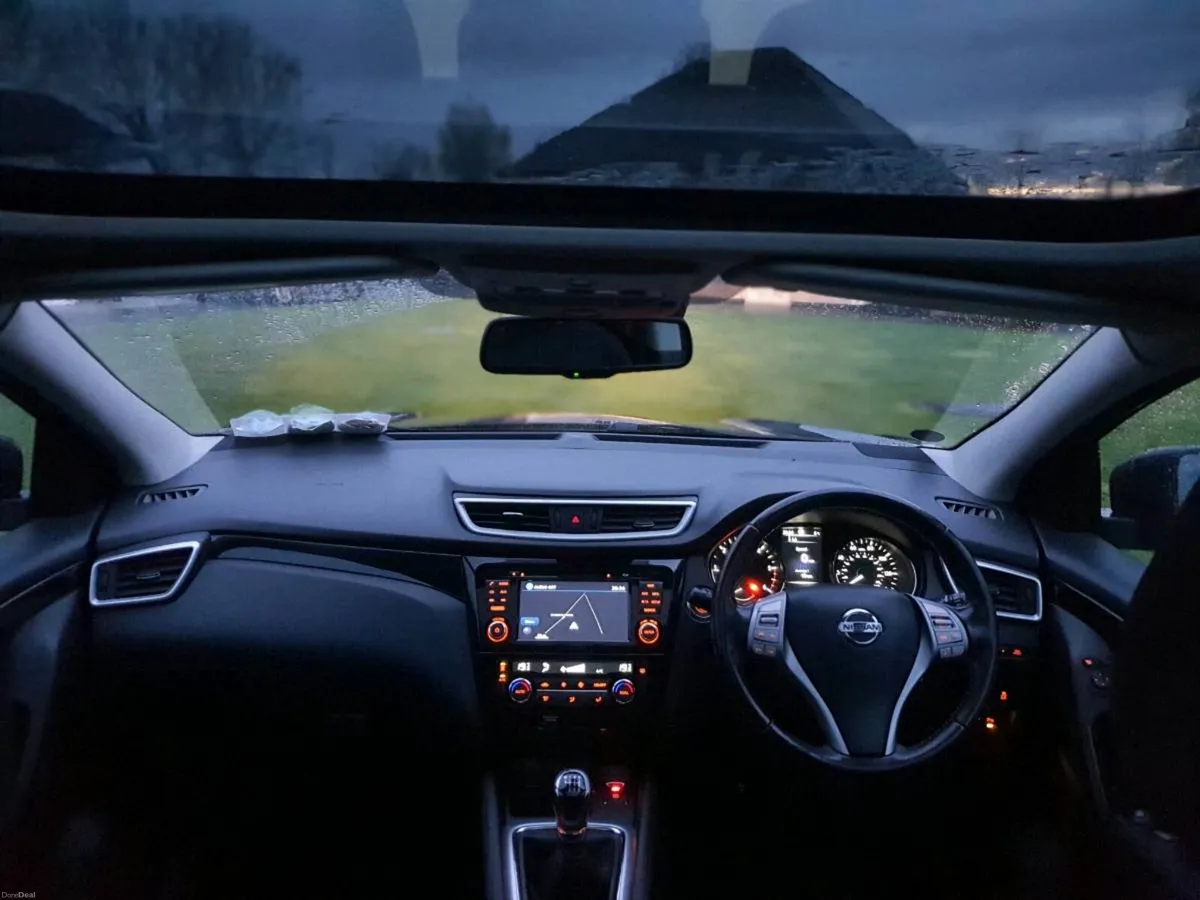 NISSAN QASHQAI ACENTA PREMIUM MODEL 2014 - Image 3