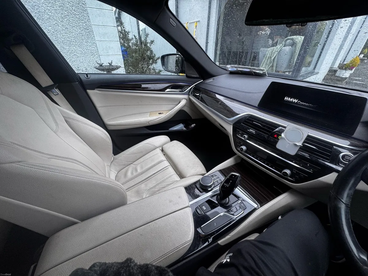 BMW 520 D G30 m sport x drive - Image 3