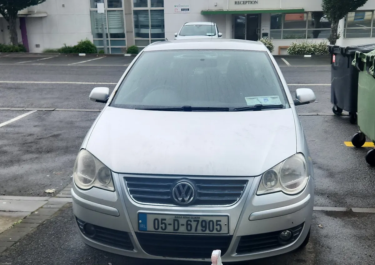 Volkswagen polo 1.2 petrol manual - Image 1