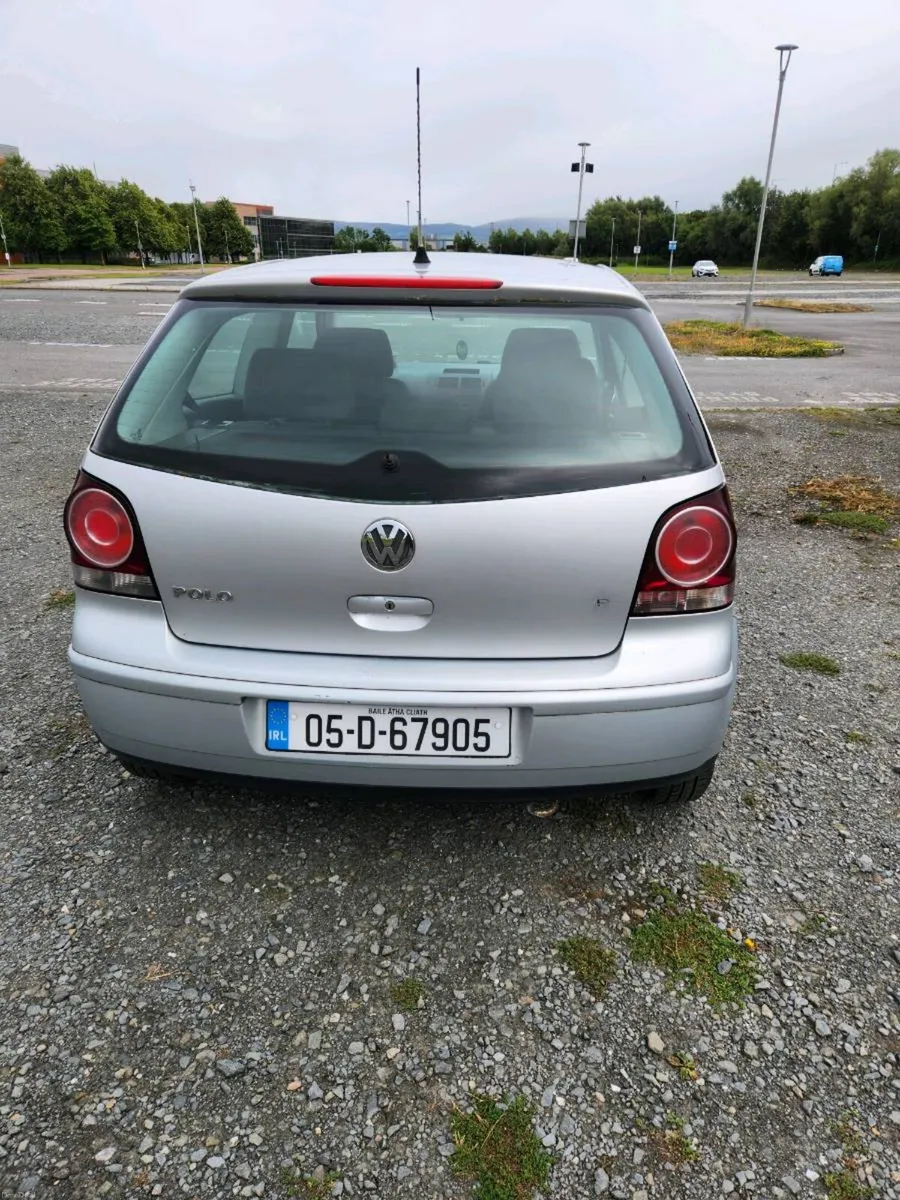 Volkswagen polo 1.2 petrol manual - Image 3
