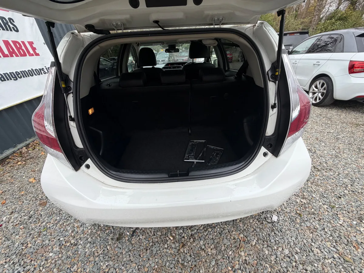 Toyota aqua 2016 - Image 5