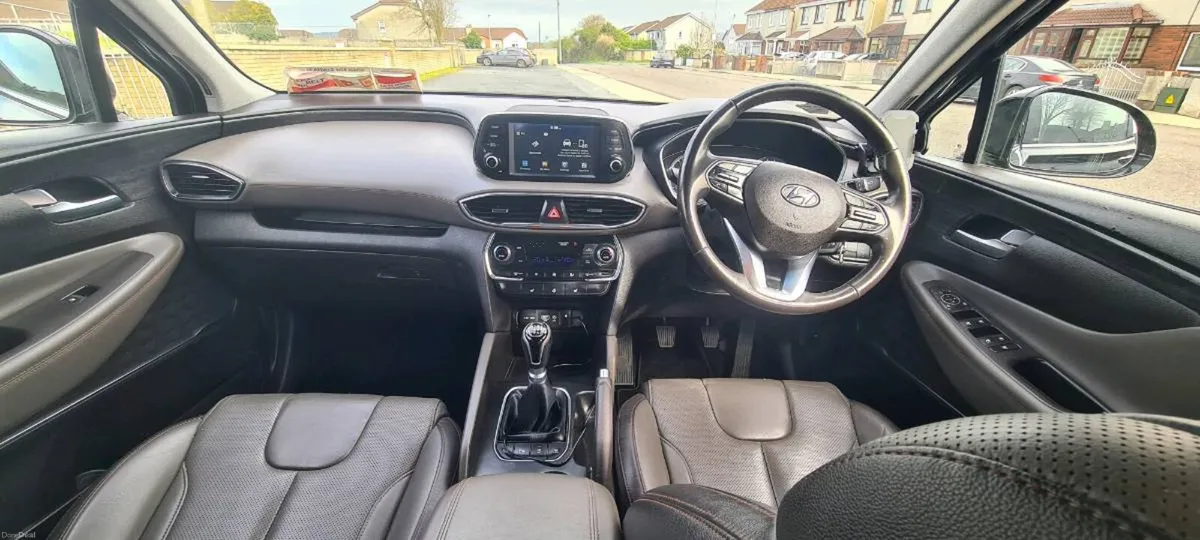 Hyundai santa Fe Executive Plus New Shape - Image 2