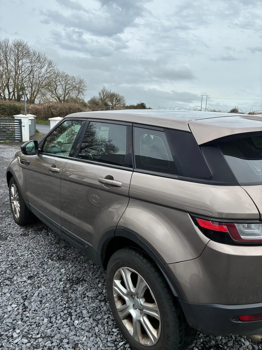 Land Rover Range Rover Evoque 2017 - Image 4