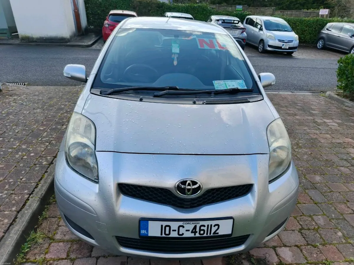 Toyota Yaris 2010 - Image 1