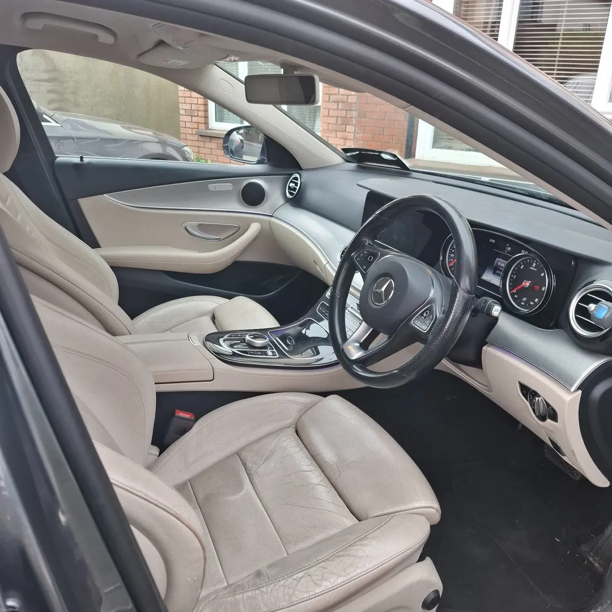 Mercedes-Benz E-Class 2017 - Image 3