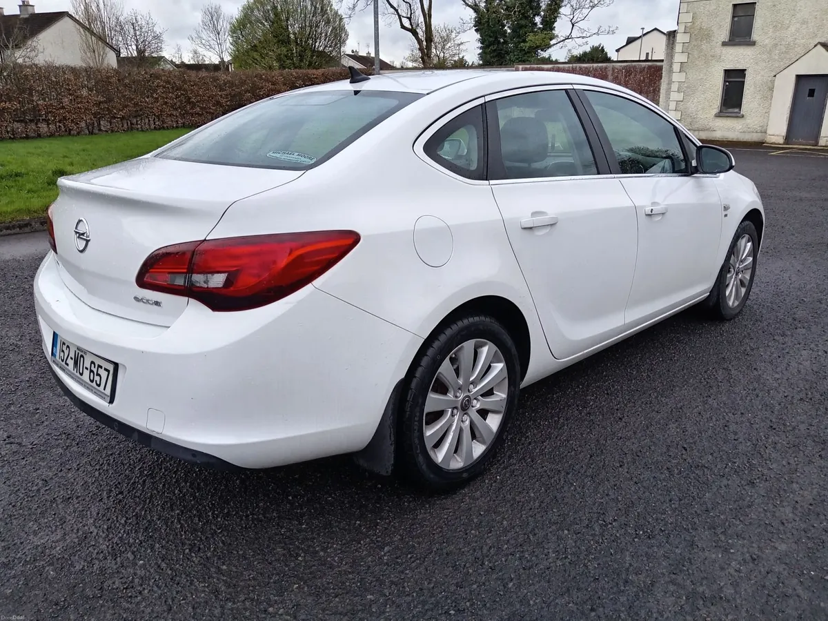 15 OPEL ASTRA 1.6 DIESEL NEW NCT 12/26 TAX 05/26!! - Image 4