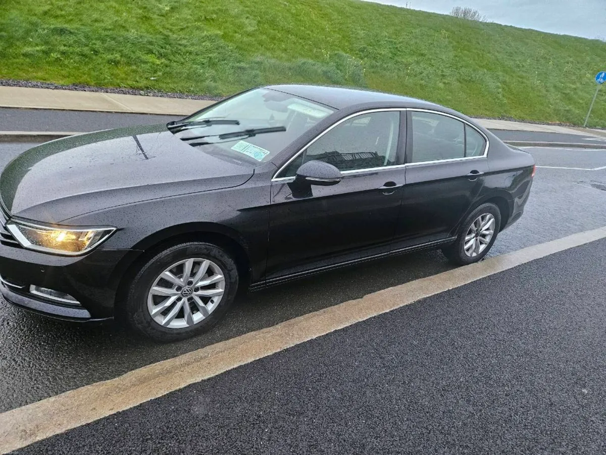 151Volkswagen Passat
NCTD 04/2027 - Image 2