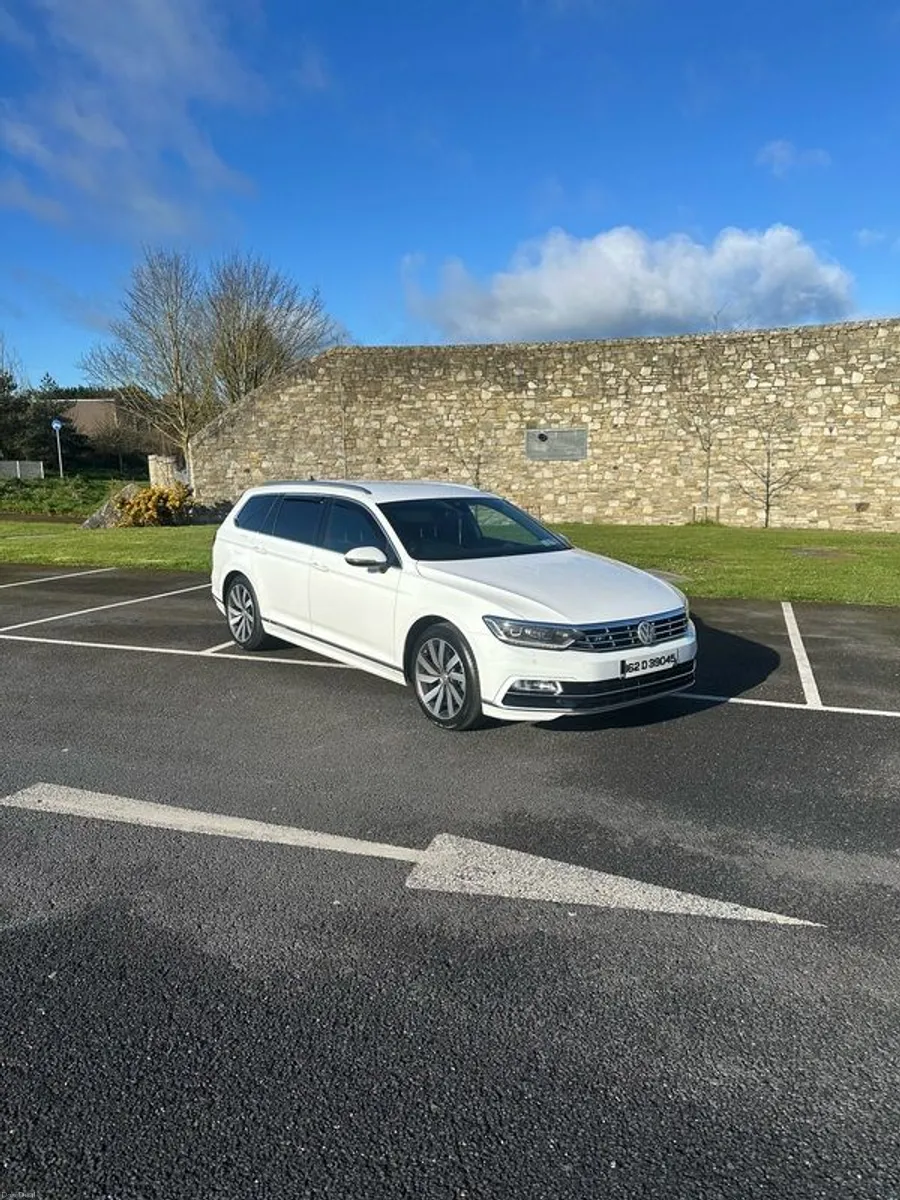 2016 R LINE Volkswagen Passat auto dsg - Image 1