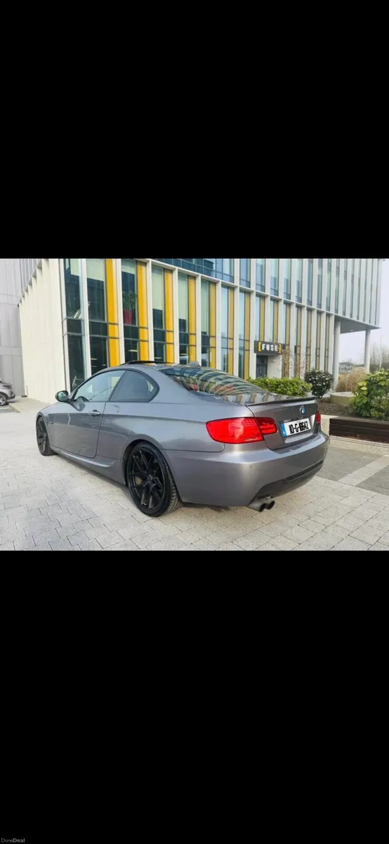 BMW 330D M-SPORT - Image 3