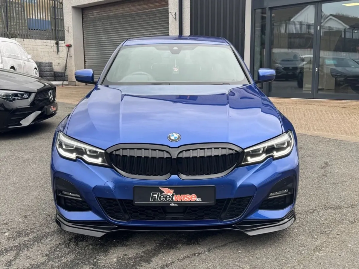 2.0 320d M Sport Saloon 4dr Diesel Auto Euro 6 (s/ - Image 2