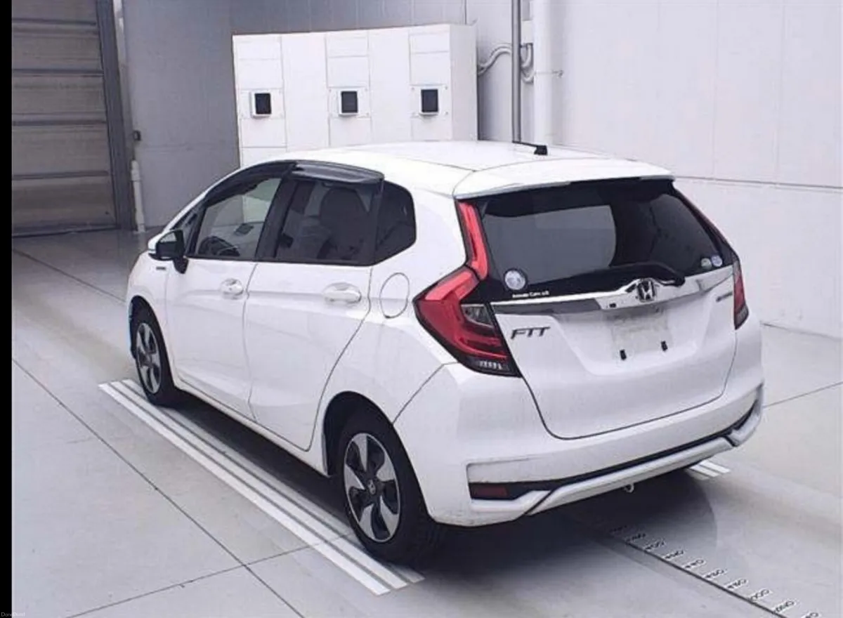 2018 Honda Fit 1.5 Petrol Hybrid - Image 2