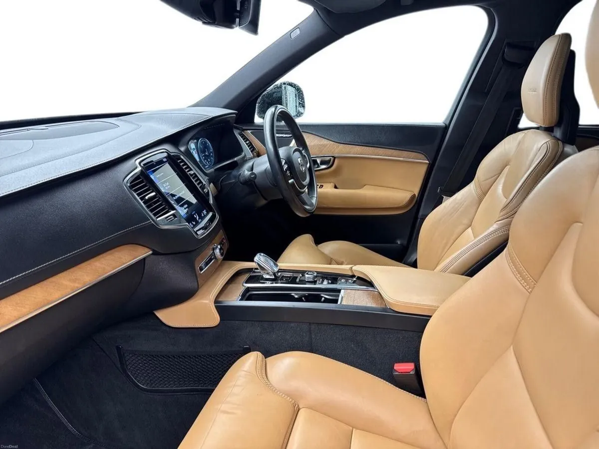 Volvo XC90 B5 AWD INSCRIPTION *DIESEL* €175 PER WE - Image 3