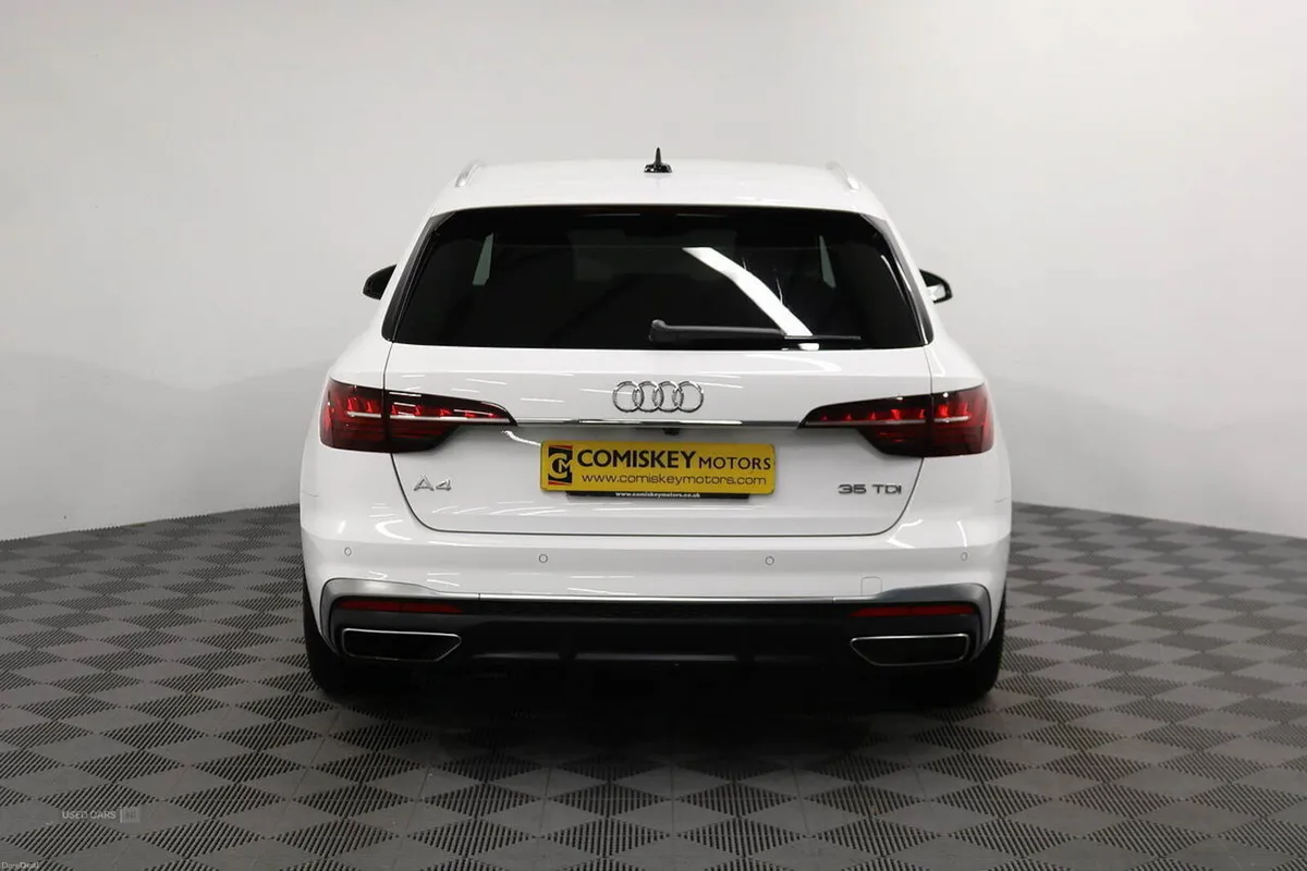 Audi A4 Avant TDI S line - Image 5