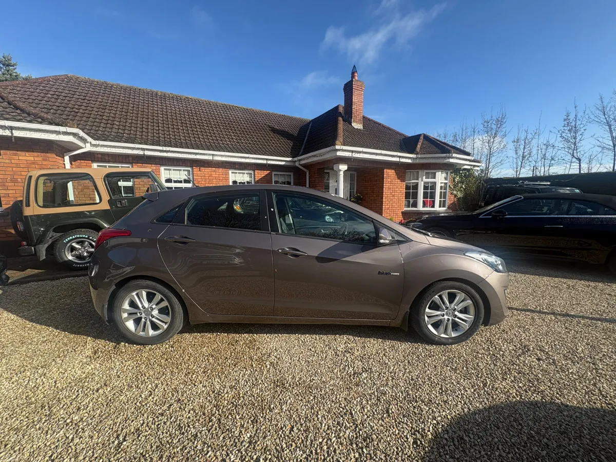 Hyundai i30 2013 , 1.6 diesel - Image 2
