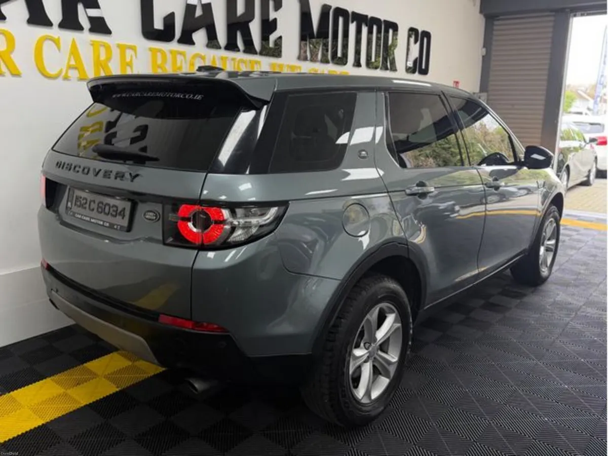 Land Rover Discovery Sport MY 16 2.0 TD4 SE 5DR - Image 4