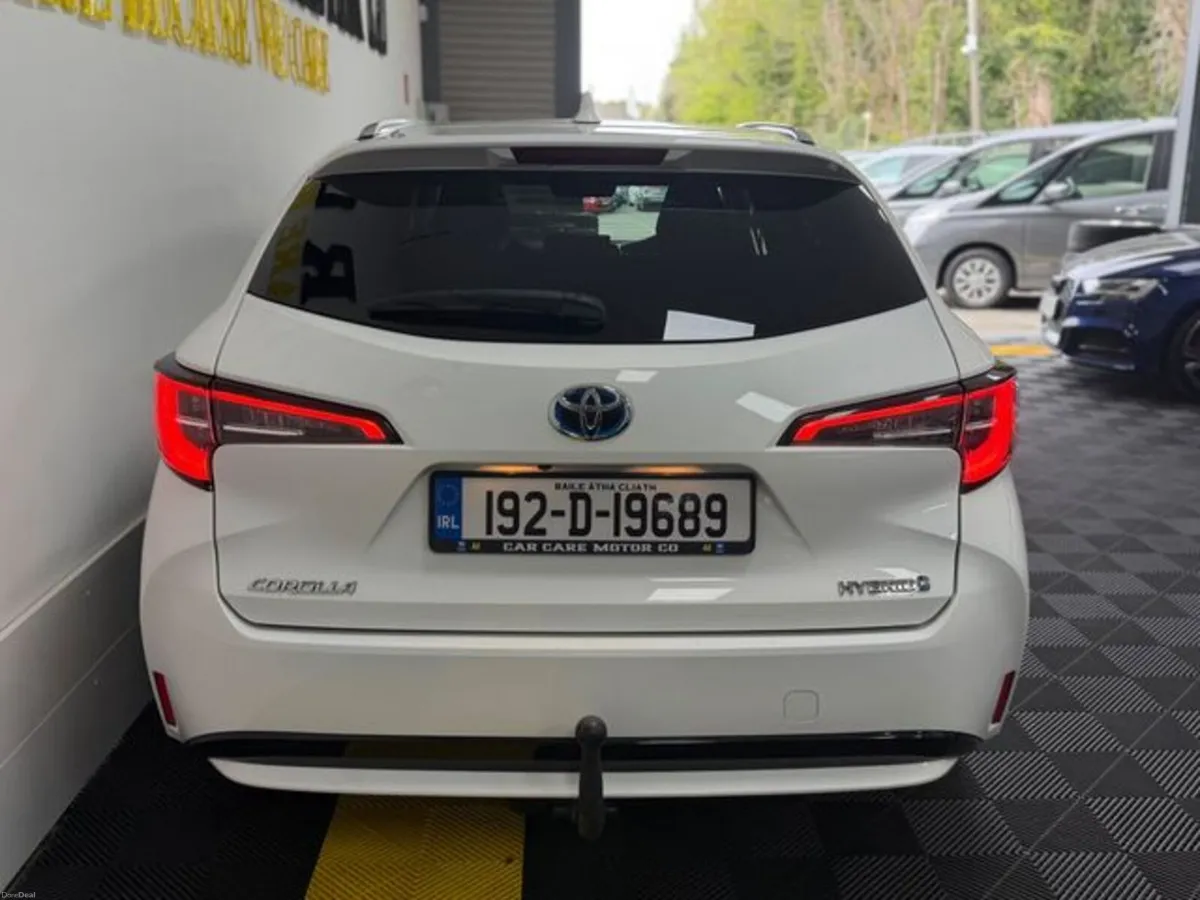 Toyota Corolla Hybrid SOL T/S 4DR Auto - Image 4