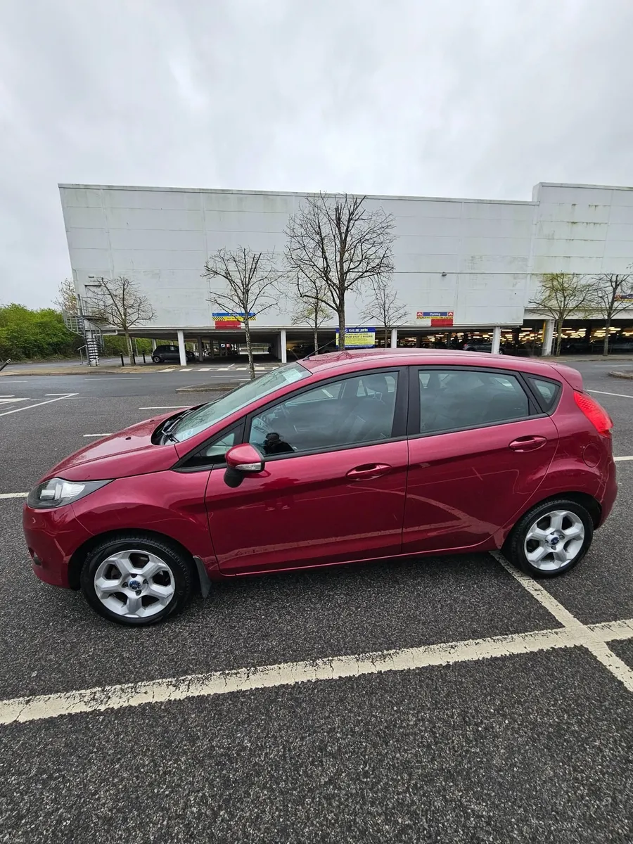Ford Fiesta 2010 1.25 Petrol | 1 owner | new NCT - Image 1