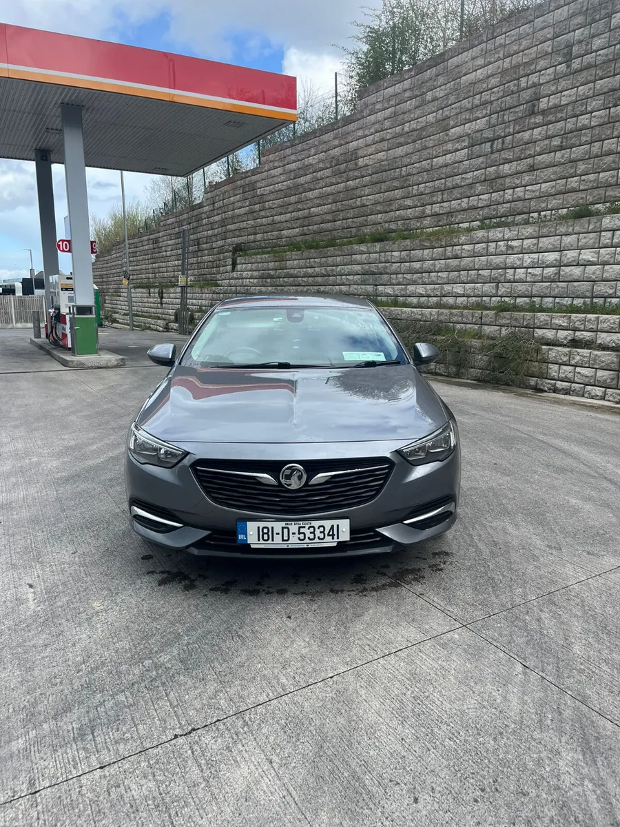 Vauxhall Insignia  ( NEW 2 YEAR NCT )!! - Image 3