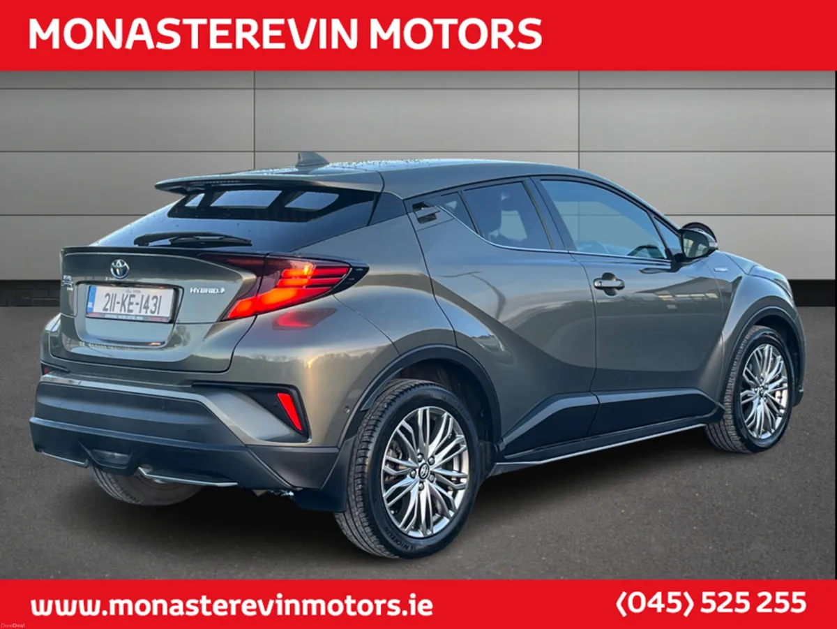 Toyota C-HR 1.8 HYBRID SOL 4DR AUTO - Image 4