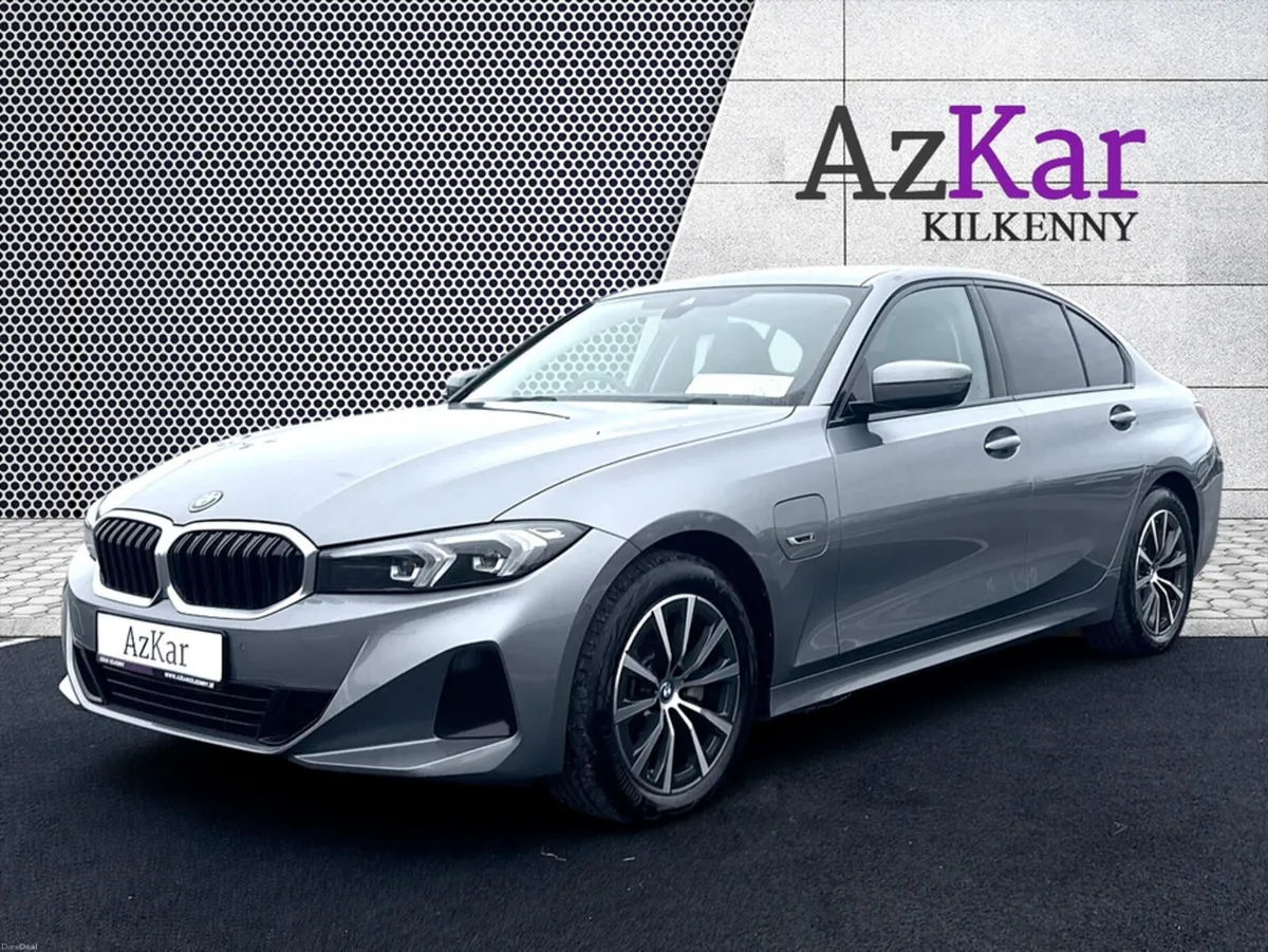 BMW 3-Series 2023 330e SPORT 2.0PHEV NEW MODEL 292 - Image 4