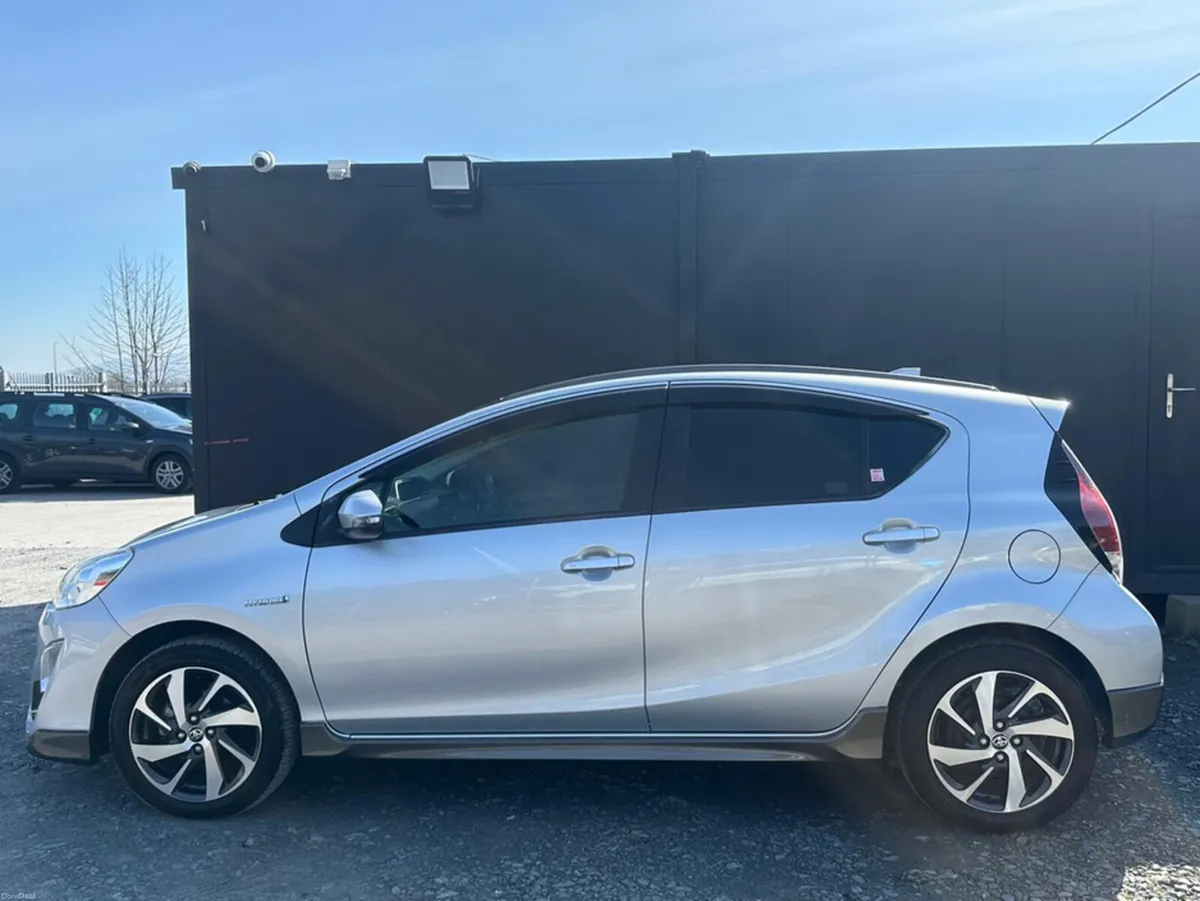 Toyota Aqua 1..5L Petrol Hybrid Automatic Fresh Im - Image 3